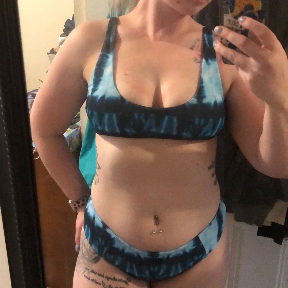 2 piece bathing suit